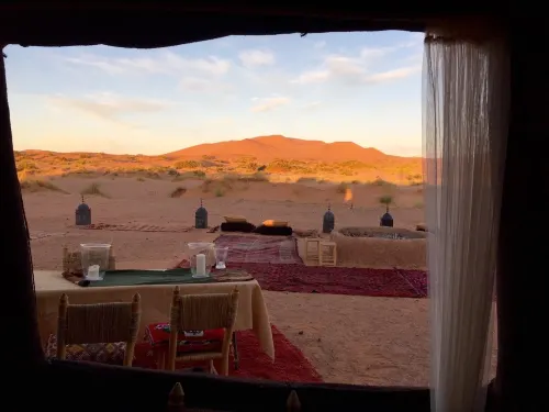 Kam Kam Dunes - Homestays