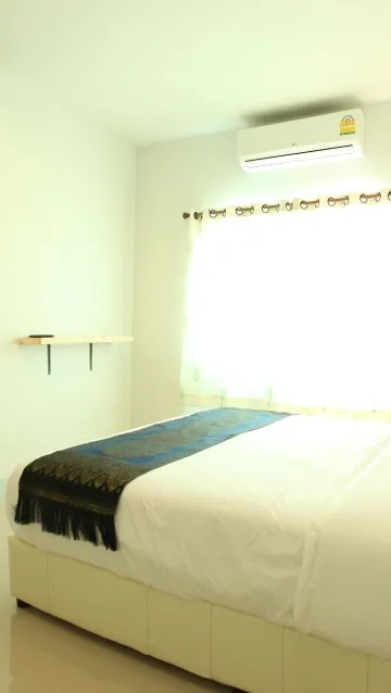 ห้องสแตนดาร์ด เตียงใหญ่ 1 เตียง