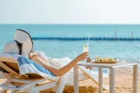 Coral Sea Beach and Aqua Park - de playa