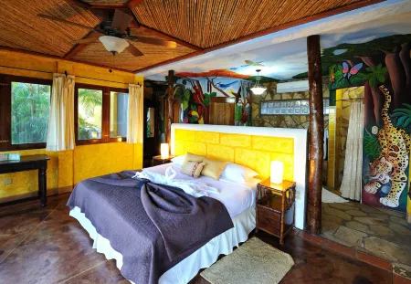 Hacienda Puerta del Cielo Eco Lodge & Spa Отели в г. Ла Консепсьон