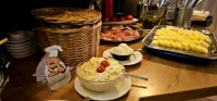 Hotelbetriebe Güldenhaupt Gmbh - breakfast