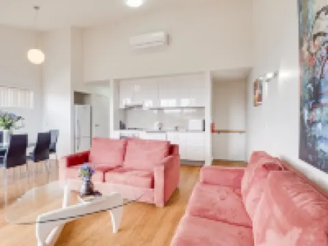 McKillop Geelong by Gold Star Stays