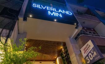 Silverland Min Hotel