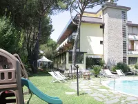 Hotel Nedy Hotels in Massa