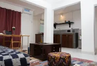 EastWest Hospitality Hotel di Distrik Perkotaan Wilayah Barat