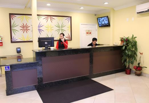 가든 인 샌 가브리엘 객실 내부