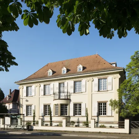 Boutique Hotel des XV Отели рядом с достопримечательностью «Парк Оранжри»
