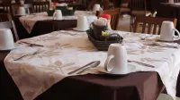 Hotel Mansion del Cantador - Bữa sáng