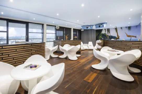 Brooklands Hotel Surrey