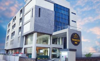 Kings Kraft Tremezzo Inn, Somnath