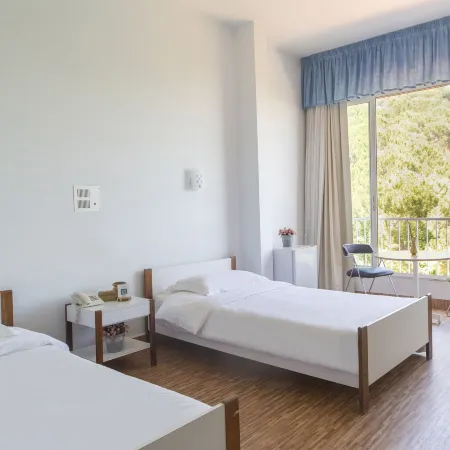 Merry Land Hotel