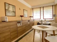 Casablanca Hotel Studios