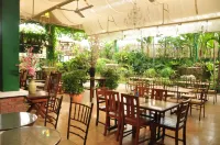 Casa Verde Hotel & Events Center - breakfast