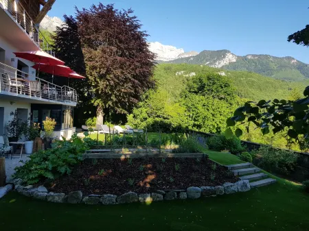 Chalet Christine Отели в г. Монмен