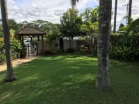 Burleigh Palms Holiday Apartments Hotel di Burleigh Heads