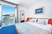 Hotel Komodor