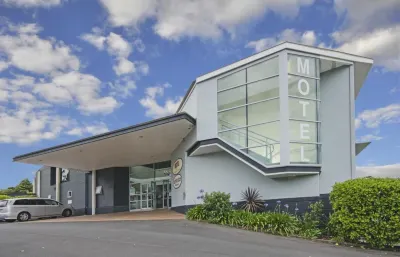 Aristotles North Shore Hotel a North Shore