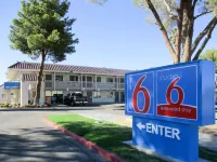 Studio 6 Barstow, CA