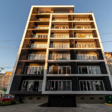 Niza Five Luxury Beach Apartments