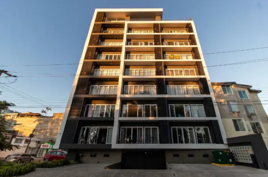 Niza Five Luxury Beach Apartments