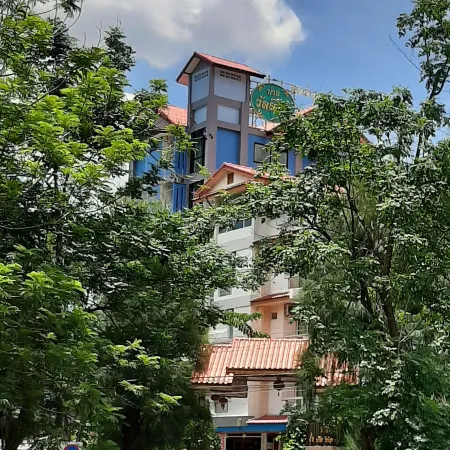 Vanlisut Hotel Ngamwongwan
