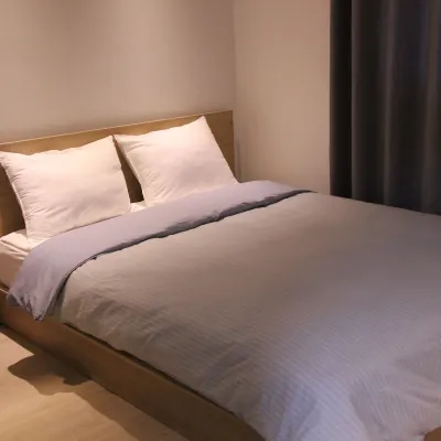 Wood House Hotel Hotel berhampiran Stesen OSIRIA