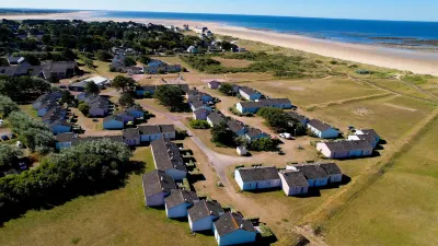 Vvf Cotentin Îles Anglo-Normandes Các khách sạn gần Abbaye de Lessay