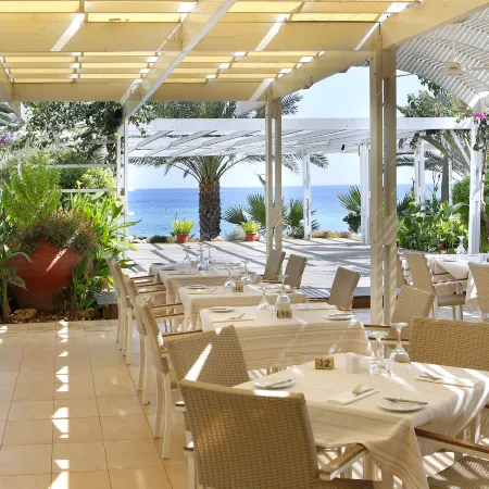 Sunrise Beach Hotel