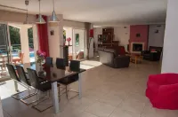 Le Mas Pinède Hotels in Lorgues