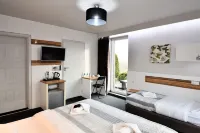 Sleepinn Gdansk Airport Отели в г. 