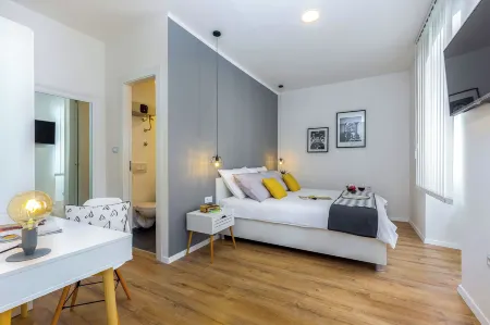 Rijeka Apartments Terra I & II Отели в г. Риека