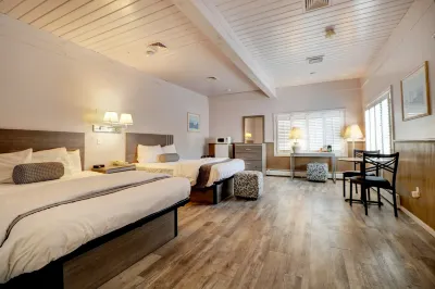 Hamilton Village Inn Hotels near Walmart Supercenter