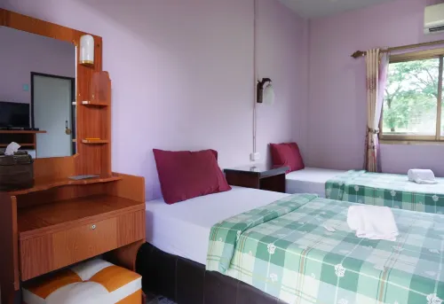 Panichat Resort Hotels in Koh Kha