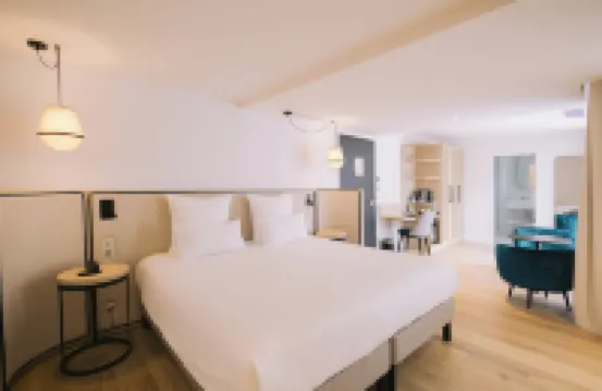 โรงแรมมาเจสติก