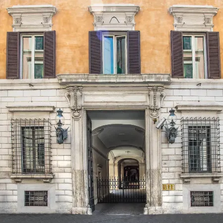 Trevi Rome Suite Отели рядом с достопримечательностью «Площадь Торре-Арджентина»