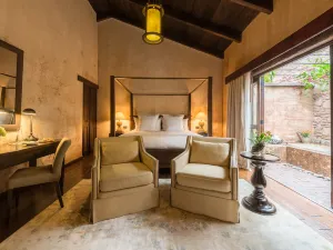 El Convento Boutique Hotel