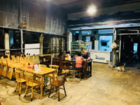 Gibbon Singing Home Stay Hotels in Nam Cat Tien