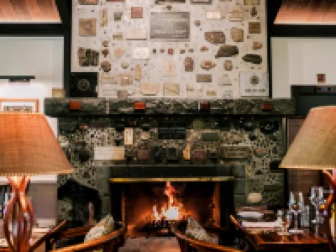 キラウェア ロッジ アンド レストラン ボルケーノのホテル