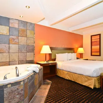 Lexington Inn & Suites NW Chicago Elgin