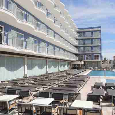 Cesar Augustus Fitness & Recreational Facilities