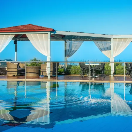 Enastron Villas