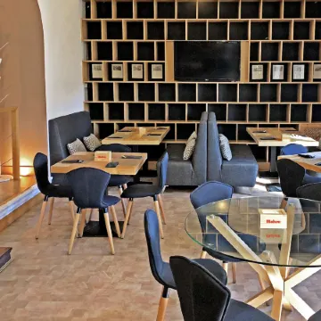 Hotel Leonor de Aquitania