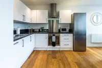 Celador Apartments - Sussex House Serviced Apartments