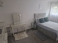 Immaculate 1-Bed Apartment in Woodford Green