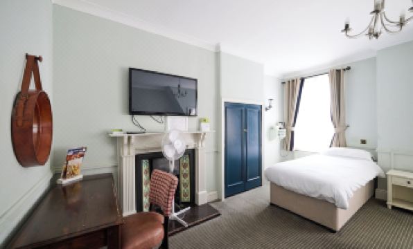 White Hart, Newmarket by Marston's Inns