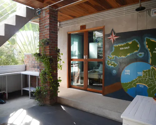 The Noi Guesthouse Koh Lipe Общественные зоны Photos