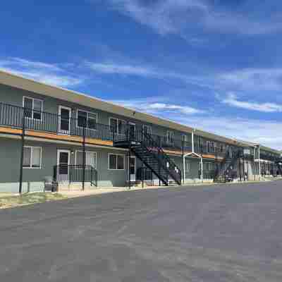 Evergreen Apartments Others