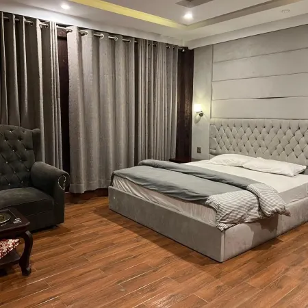 Waterstone's Hotel