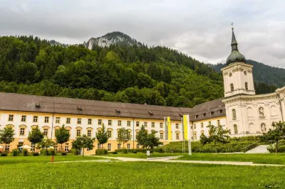 Ferienhaus Villa Alpenpanorama Hotels in Ohlstadt