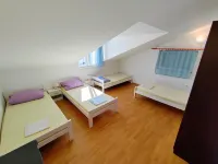 Close to Center Apartment Poly 1 G - 2-Star